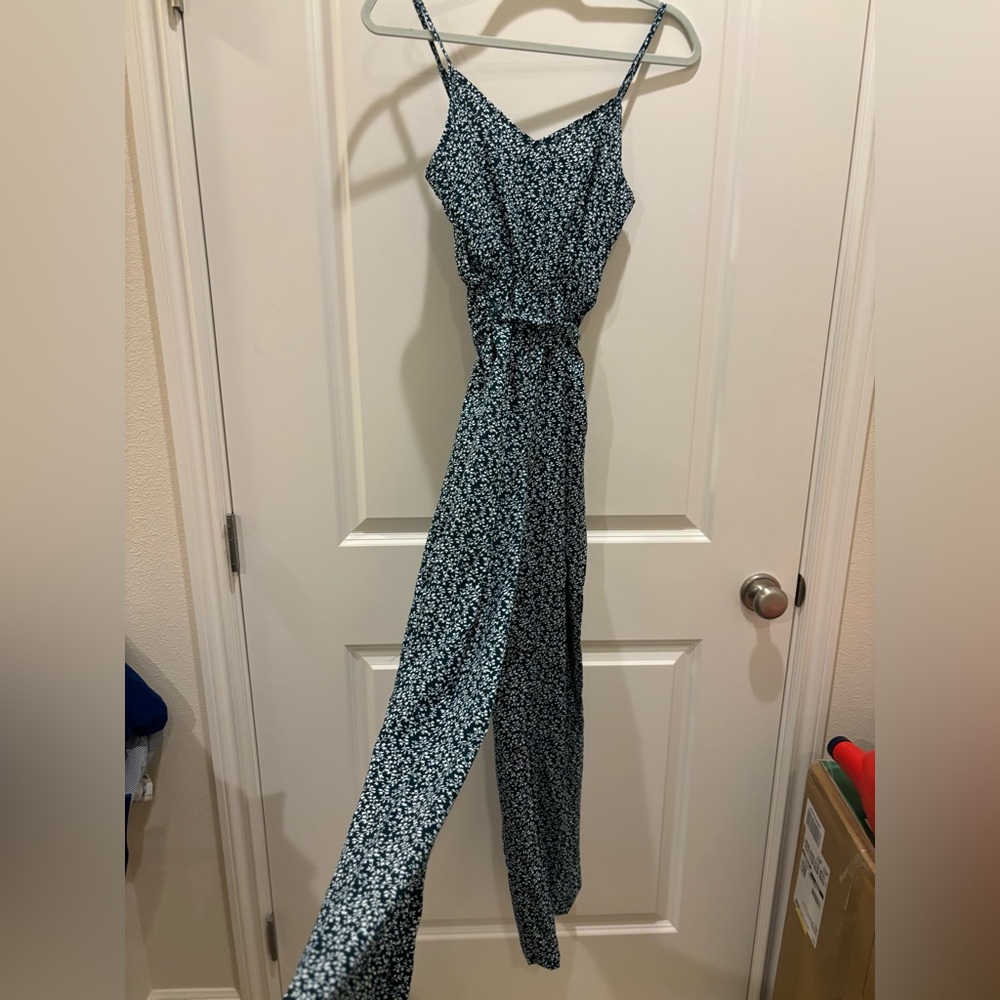 NWT Floerns Jumpsuit with Tie Belt